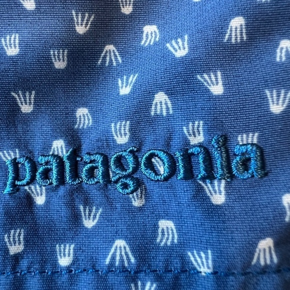 Patagonia lightweight quick dry board shorts - Picture 3 of 9